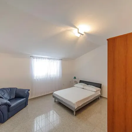 Apartment Marina
